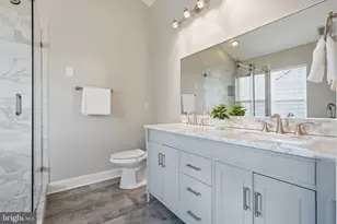 2167 Capstone Cir, Herndon, VA 20170 - Photo 35