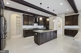 7301 Calvert St, Annandale, VA 22003 - Photo 17