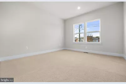 7505 Magarity Road, Falls Church, VA 22043 - Photo 37