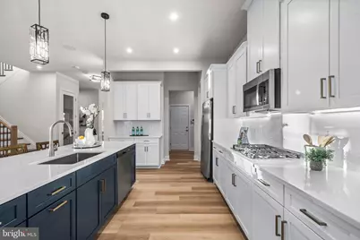 7505 Magarity Road, Falls Church, VA 22043 - Photo 13