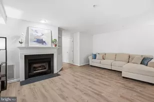 4116 Monument Ct, Fairfax, VA 22033 - Photo 5