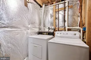 1915 Belmont Ridge Ct, Reston, VA 20191 - Photo 29