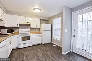 1915 Belmont Ridge Ct, Reston, VA 20191 - Photo 7