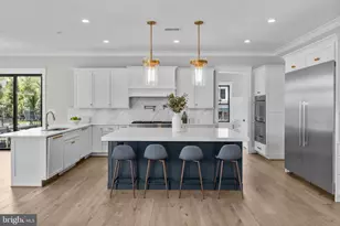 1118 Westbriar Ct NE, Vienna, VA 22180 - Photo 25