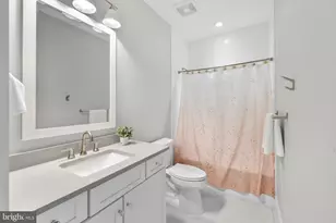 1118 Westbriar Ct NE, Vienna, VA 22180 - Photo 39