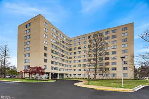 6641 Wakefield Dr, Alexandria, VA 22307 - Photo 1