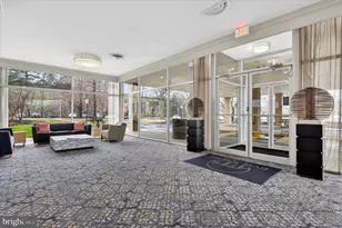 6641 Wakefield Dr, Alexandria, VA 22307 - Photo 19