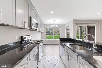 1719 Ascot Way #1719D, Reston, VA 20190 - Photo 15