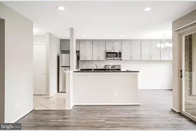 1719 Ascot Way #1719D, Reston, VA 20190 - Photo 9