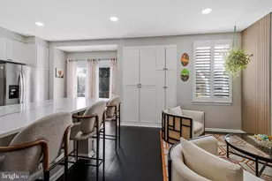 7406 Roudsby Ct, Alexandria, VA 22315 - Photo 11