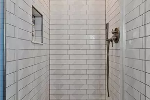 7406 Roudsby Ct, Alexandria, VA 22315 - Photo 33