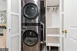 7406 Roudsby Ct, Alexandria, VA 22315 - Photo 43