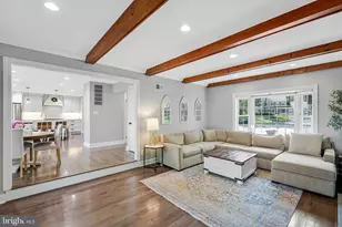 10430 Heritage Landing Rd, Burke, VA 22015 - Photo 9