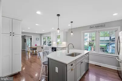 10430 Heritage Landing Road, Burke, VA 22015 - Photo 7