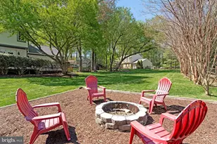 10430 Heritage Landing Rd, Burke, VA 22015 - Photo 45