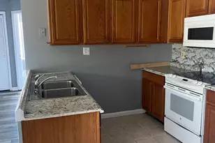 8623 Beekman Pl, Alexandria, VA 22309 - Photo 7