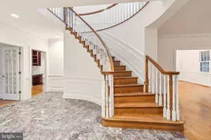 2527 Hunter Mill Rd, Oakton, VA 22124 - Photo 35