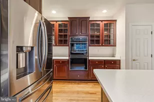 2527 Hunter Mill Rd, Oakton, VA 22124 - Photo 23