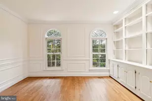 2527 Hunter Mill Rd, Oakton, VA 22124 - Photo 7