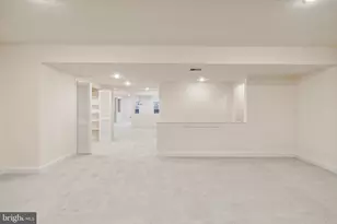 2527 Hunter Mill Rd, Oakton, VA 22124 - Photo 73