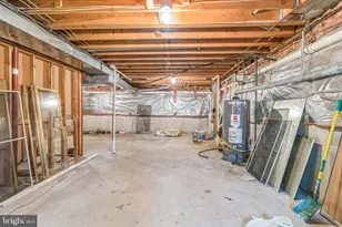 2527 Hunter Mill Rd, Oakton, VA 22124 - Photo 81