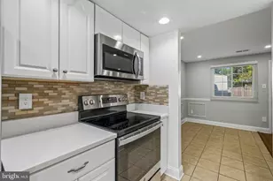 8333 Brockham Dr, Alexandria, VA 22309 - Photo 7