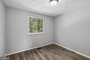 8333 Brockham Dr, Alexandria, VA 22309 - Photo 17