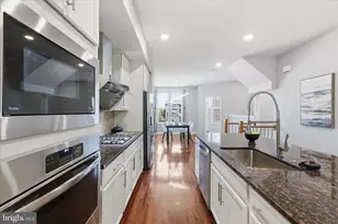 3056 Wild Blue Indigo Ct, Fairfax, VA 22031 - Photo 17