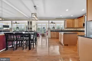 8465 Kirby Lionsdale Dr, Lorton, VA 22079 - Photo 7