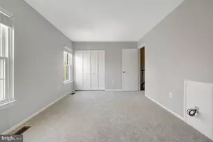 10355 Granite Creek Ln, Oakton, VA 22124 - Photo 17