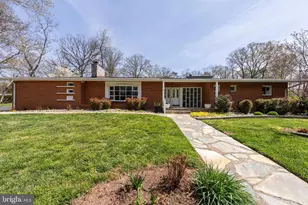 7401 Bull Run Dr, Centreville, VA 20121 - Photo 47