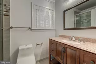 7401 Bull Run Dr, Centreville, VA 20121 - Photo 21