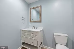 6275 Kerrydale Dr, Springfield, VA 22152 - Photo 35