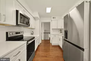 12561 Quincy Adams Ct, Herndon, VA 20171 - Photo 11