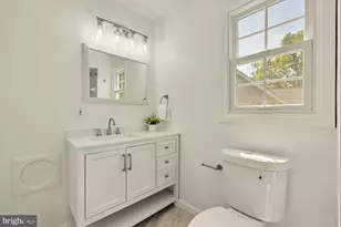 12561 Quincy Adams Ct, Herndon, VA 20171 - Photo 23