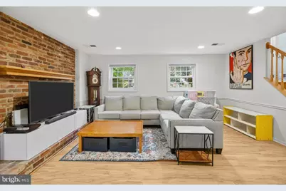 410 Victoria Court NW, Vienna, VA 22180 - Photo 29