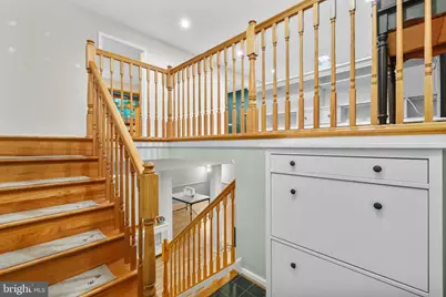 410 Victoria Court NW, Vienna, VA 22180 - Photo 23
