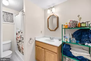 410 Victoria Ct NW, Vienna, VA 22180 - Photo 31