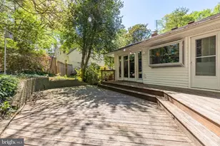 410 Victoria Ct NW, Vienna, VA 22180 - Photo 35