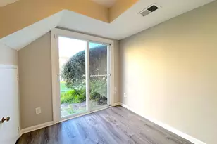 9689 Hagel Cir, Lorton, VA 22079 - Photo 7