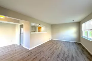 9689 Hagel Cir, Lorton, VA 22079 - Photo 3