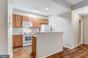 12155 Penderview Terrace, Fairfax, VA 22033 - Photo 9