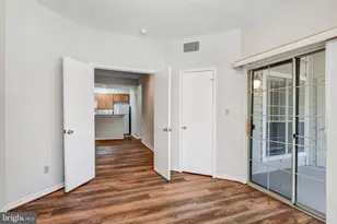 12155 Penderview Terrace, Fairfax, VA 22033 - Photo 13