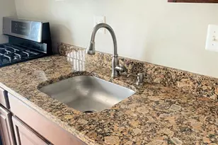 5606 Bloomfield Dr, Alexandria, VA 22312 - Photo 9