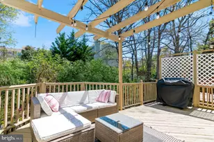 7391 Stream Way, Springfield, VA 22152 - Photo 17