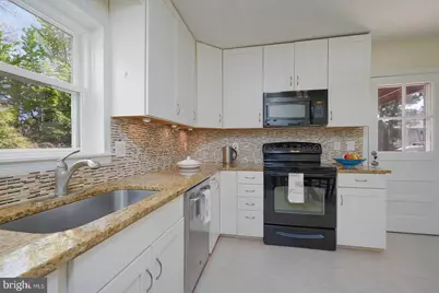 1557 Evers Drive, McLean, VA 22101 - Photo 9