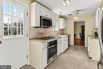 4109 Wynnwood Drive, Annandale, VA 22003 - Photo 15