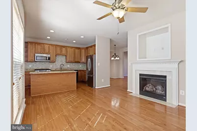 7752 Grandwind Drive, Lorton, VA 22079 - Photo 5