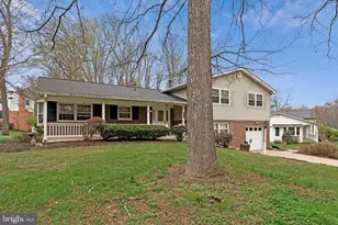 5201 Grinnell St, Fairfax, VA 22032 - Photo 3