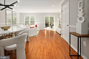 7813 Wintercress Ln, Springfield, VA 22152 - Photo 5